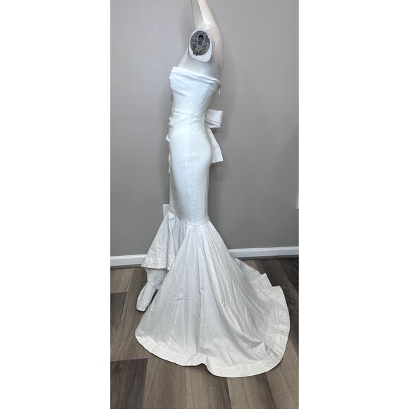 Michael Costello x REVOLVE Anyssa Gown in Ivory XS $438 - Picture 8 of 10